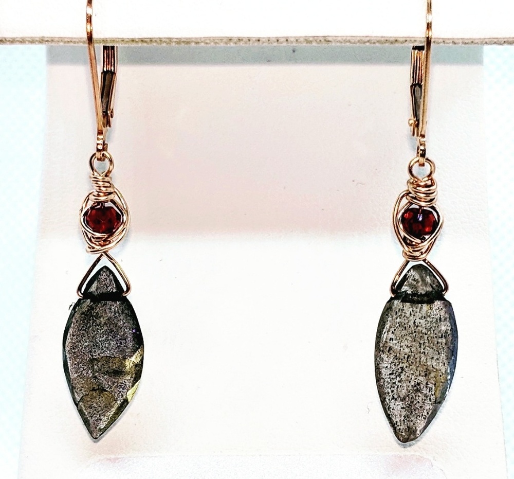 Labradorite, garnet, 14kt rose GF